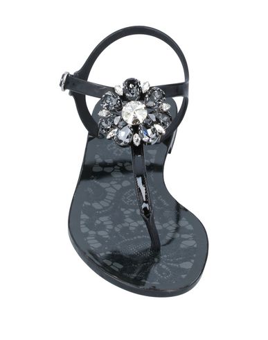 Woman Toe strap sandals Black