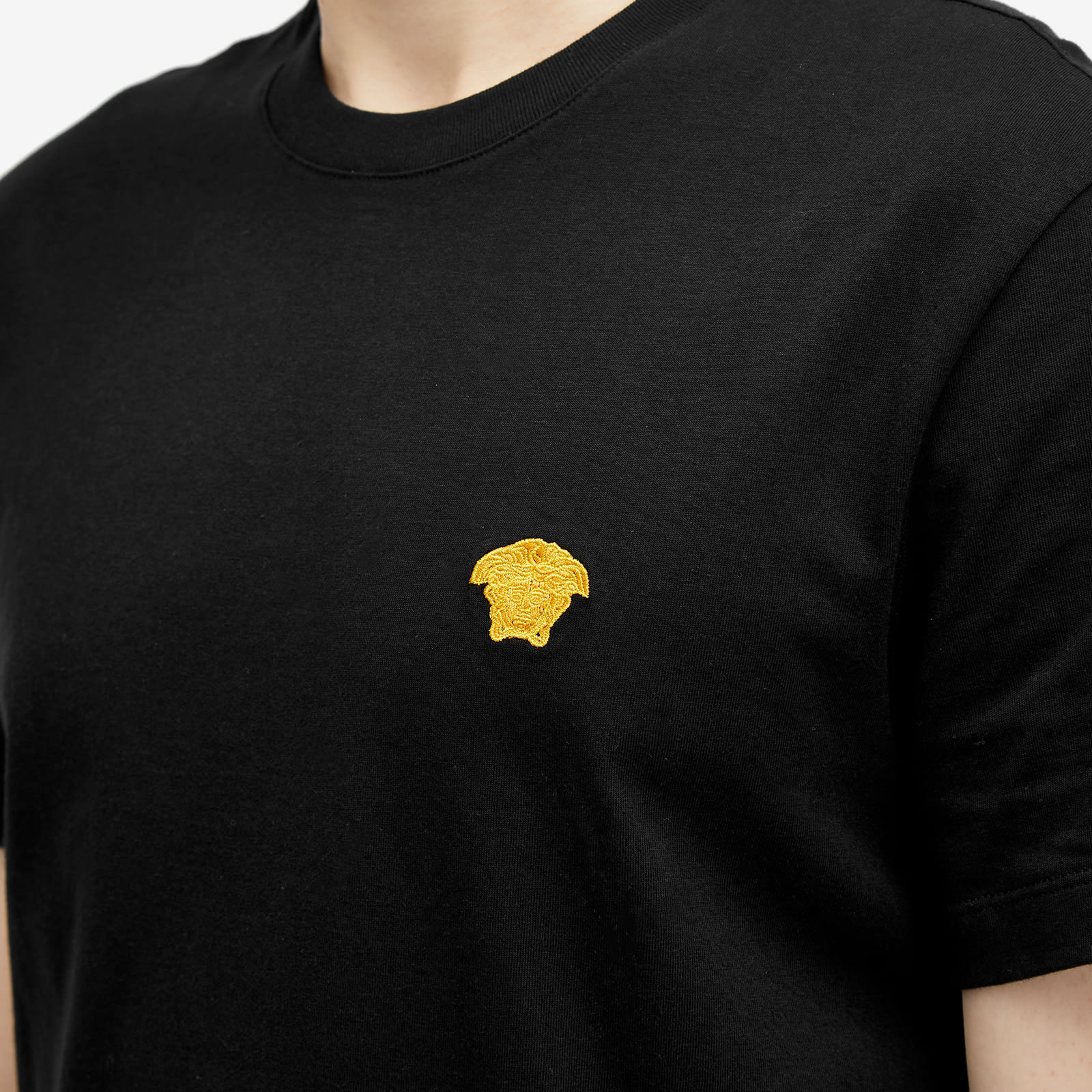 Men's Embroidered Medusa T-Shirt in Black, Size Large 