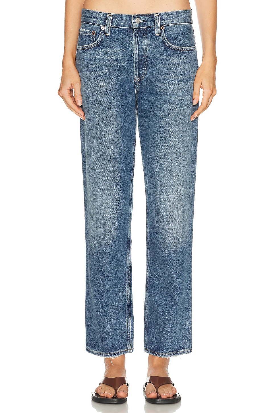 AGOLDE Romney Mid Rise Jeans in Bounty - Blue. 25 also , 26, 27, 28