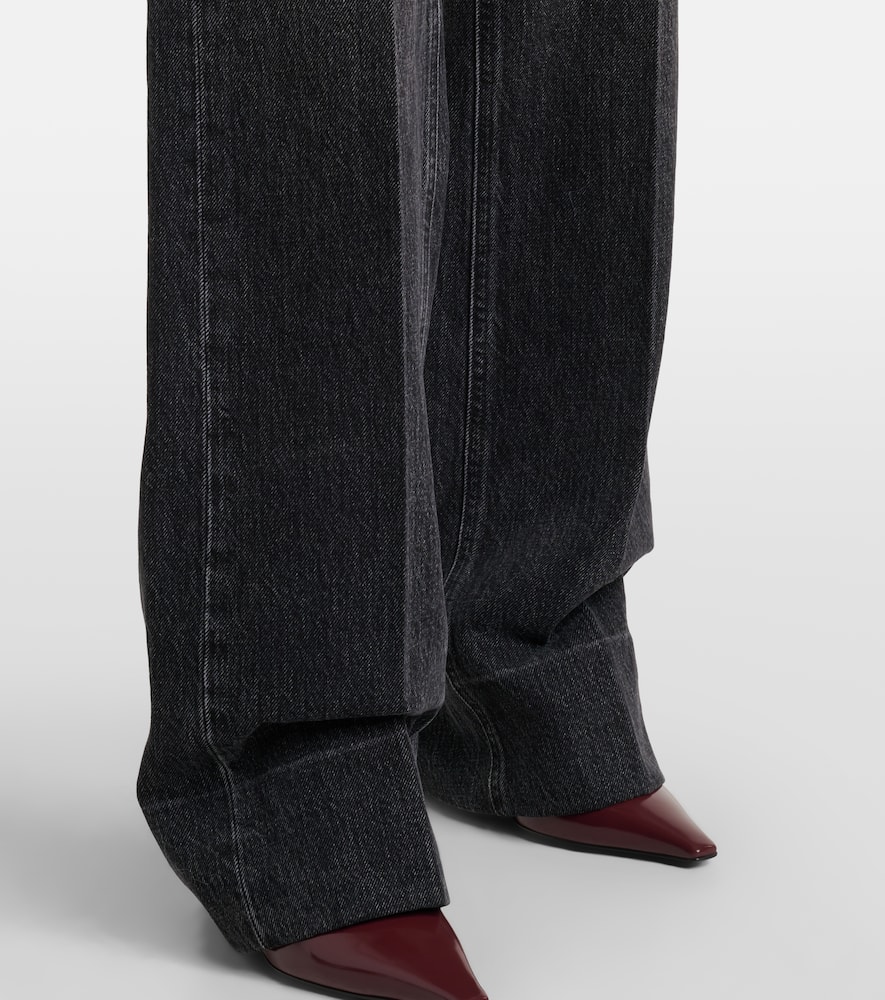 Flared jeans