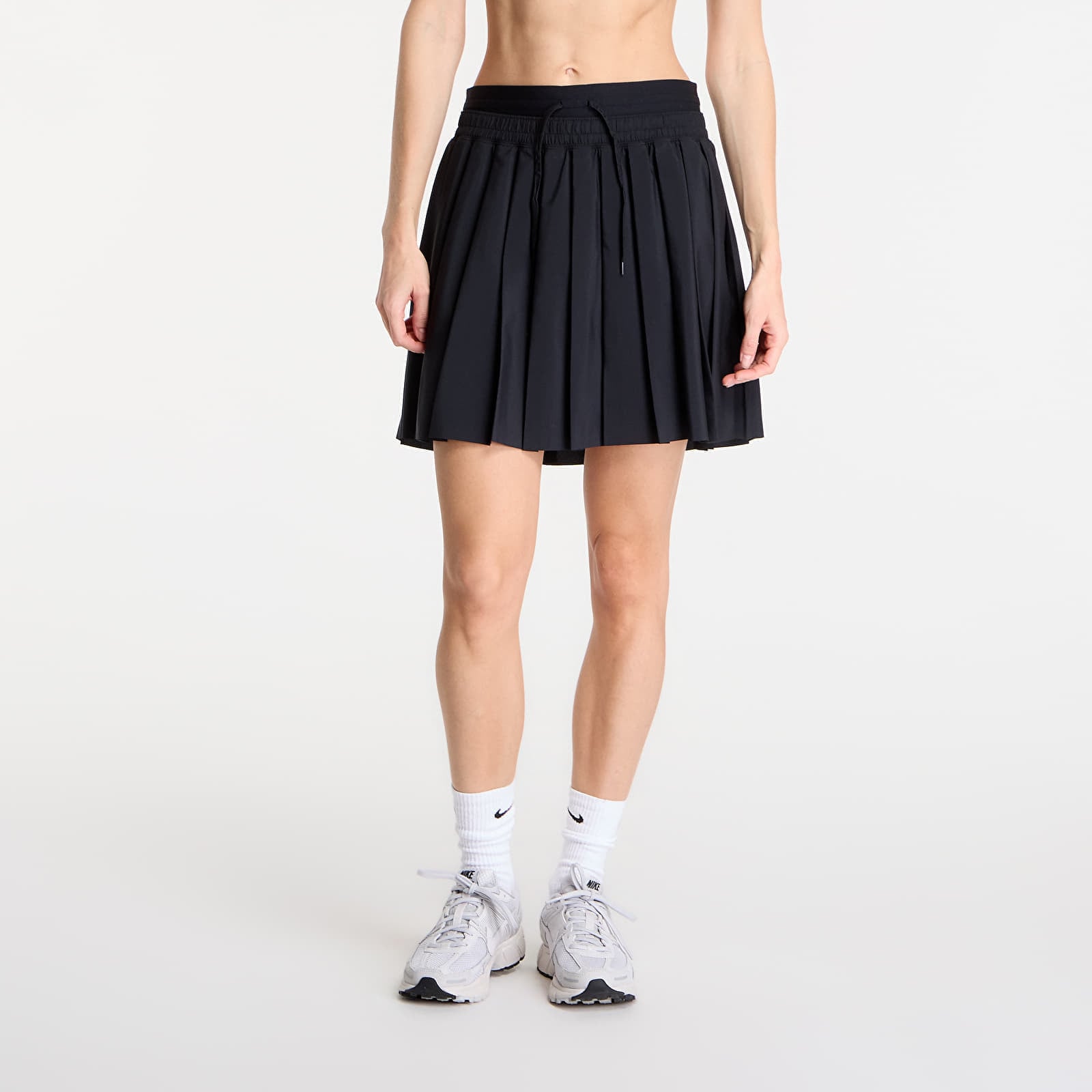 Nike Sportswear Women's Mid-Rise Pleated Skirt Black/ Black