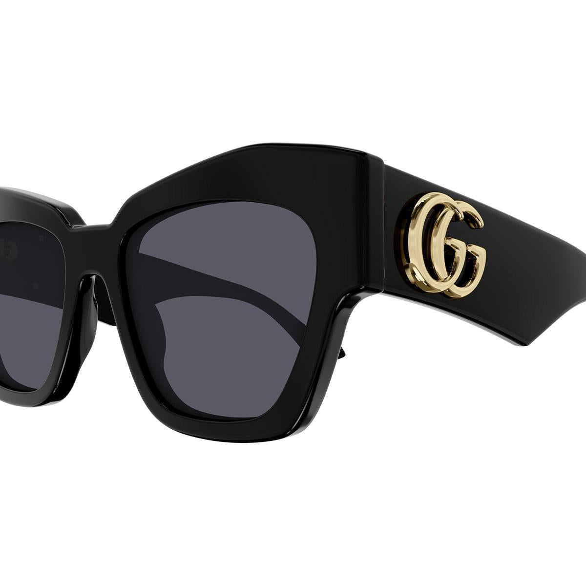 Sunglasses in Black