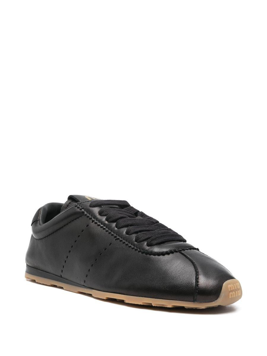 Plume Sneakers