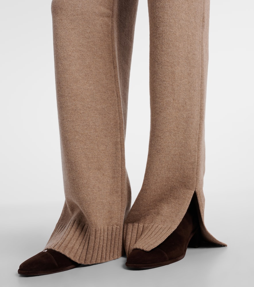 Knitted wool sweatpants