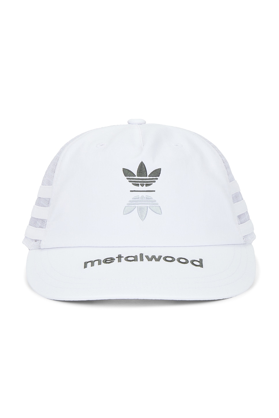 Metalwood Studio BASECAP AUS MESH in Weiß - White. a