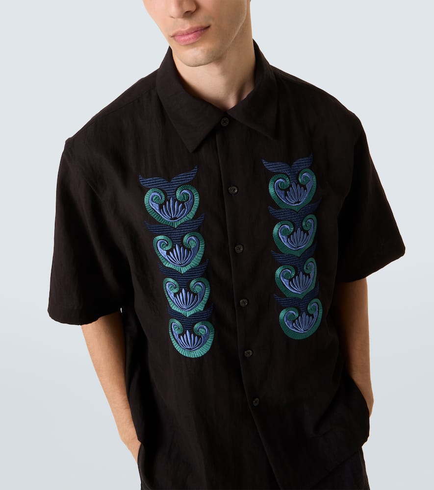Embroidered shirt