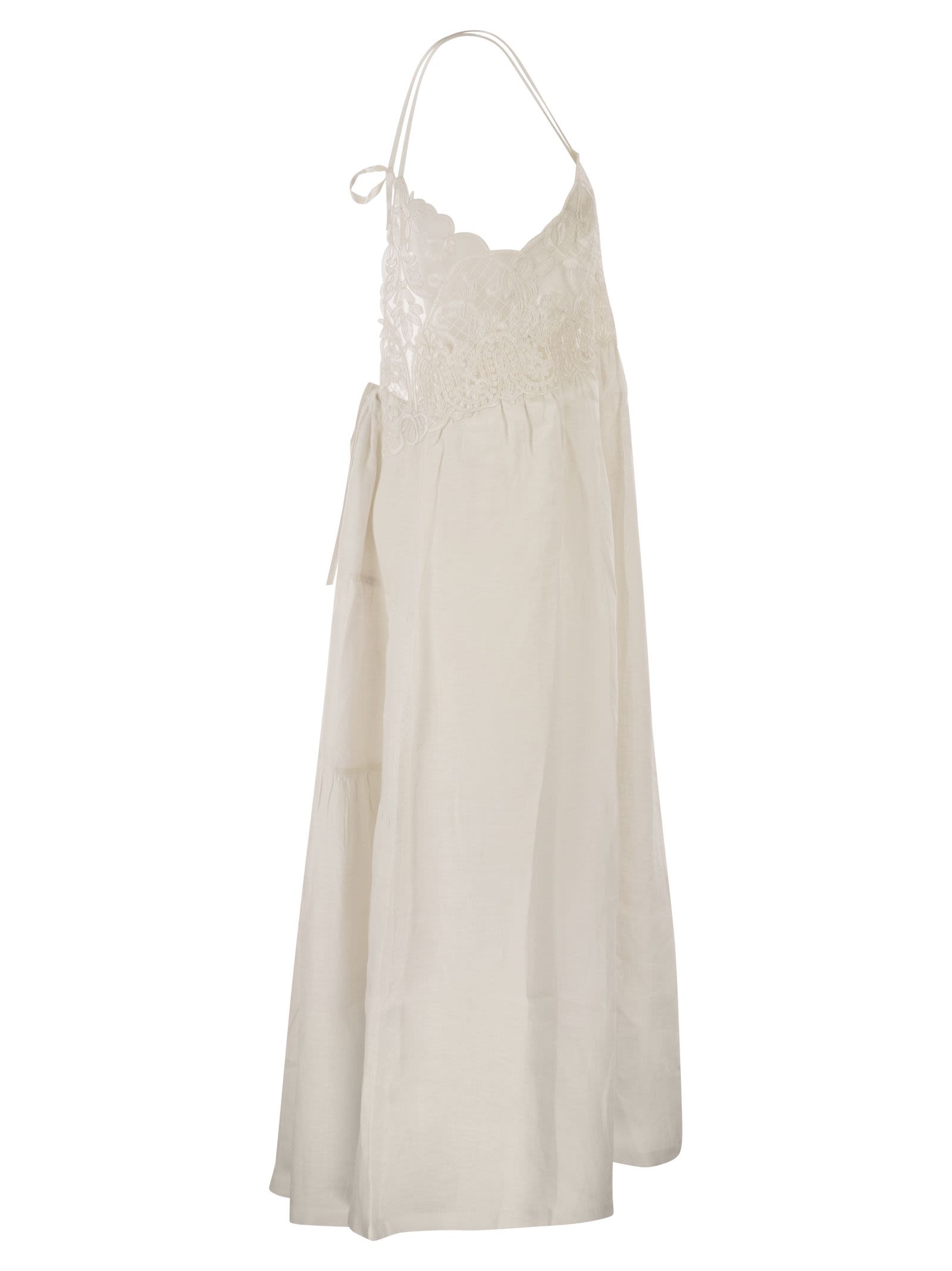 Robe longue en lin Maurizio Mykonos avec corsage brodé et fines bretelle