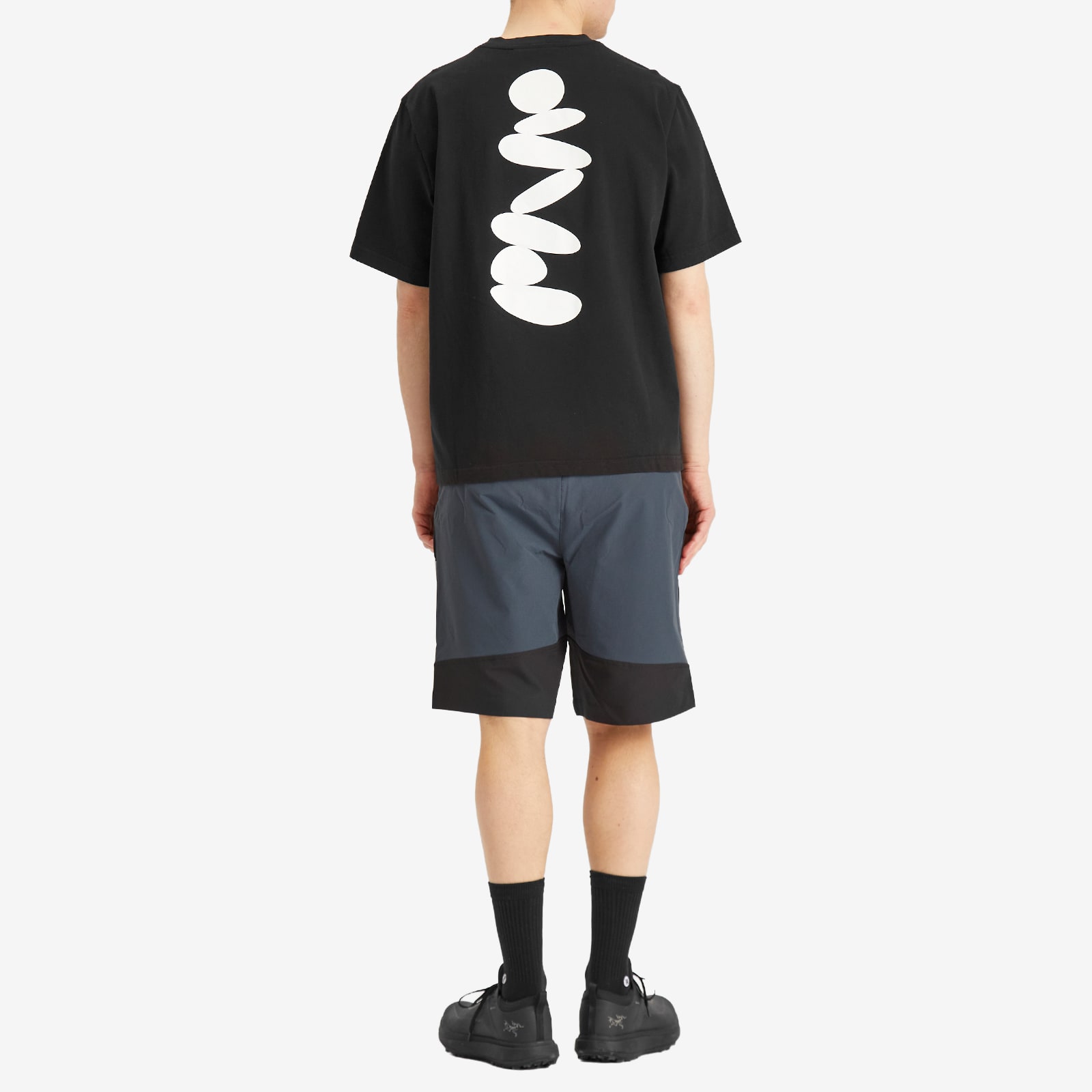 Purple Mountain Observatory Men's Boulder T-Shirt in Black
