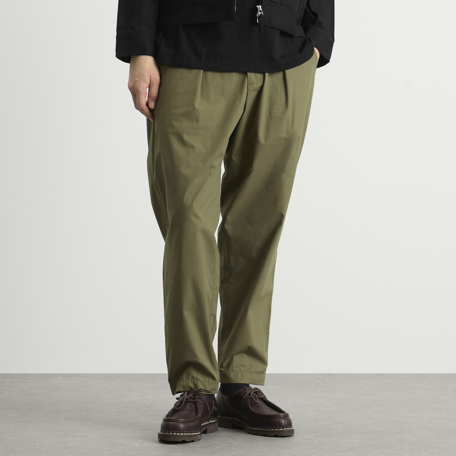 Men's Recycled Poly Tech Pleated Track Pant Olive
