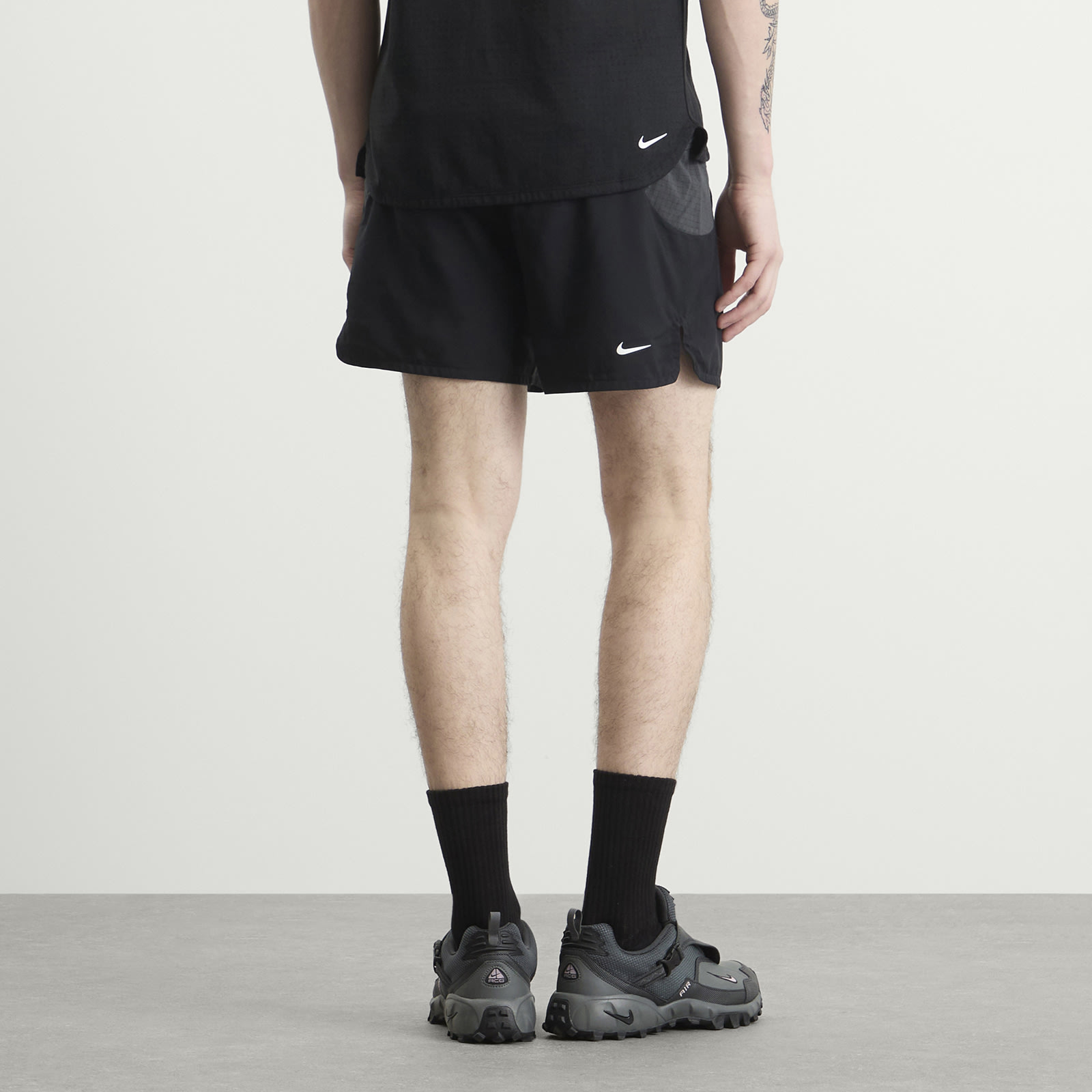Men's ACG 5" Short in Black/Anthracite/Summit White