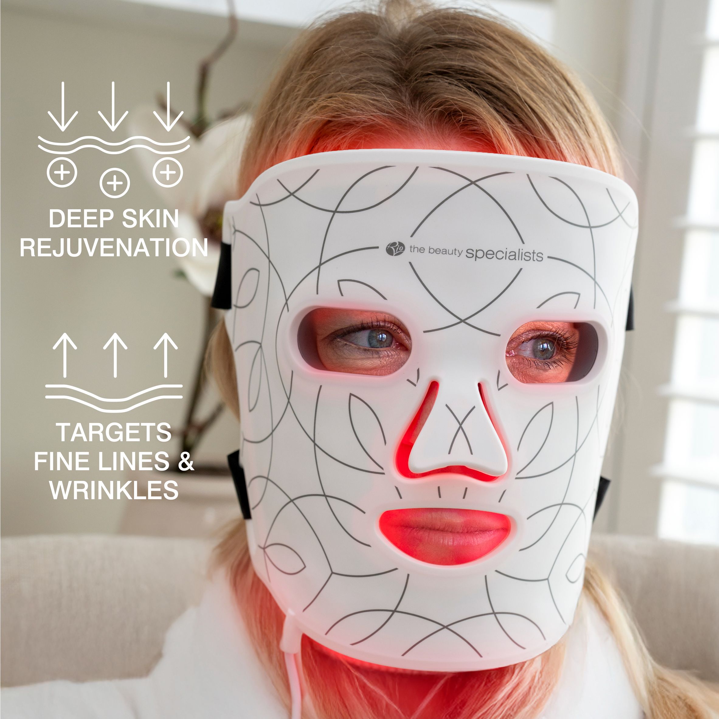 Rio LED Face Mask in White