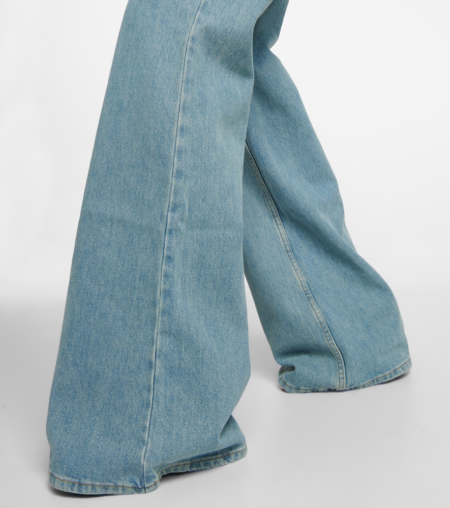 Low-rise flared jeans