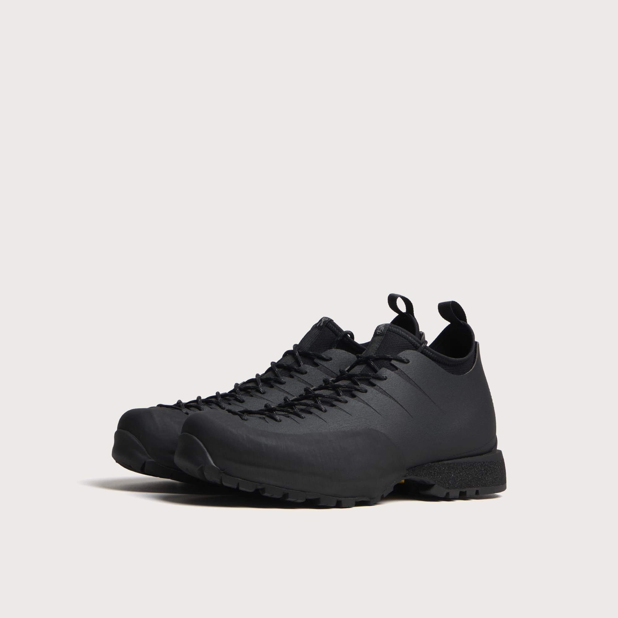 Men's x Demon Silvestre Approach Shoe Anthracite Black