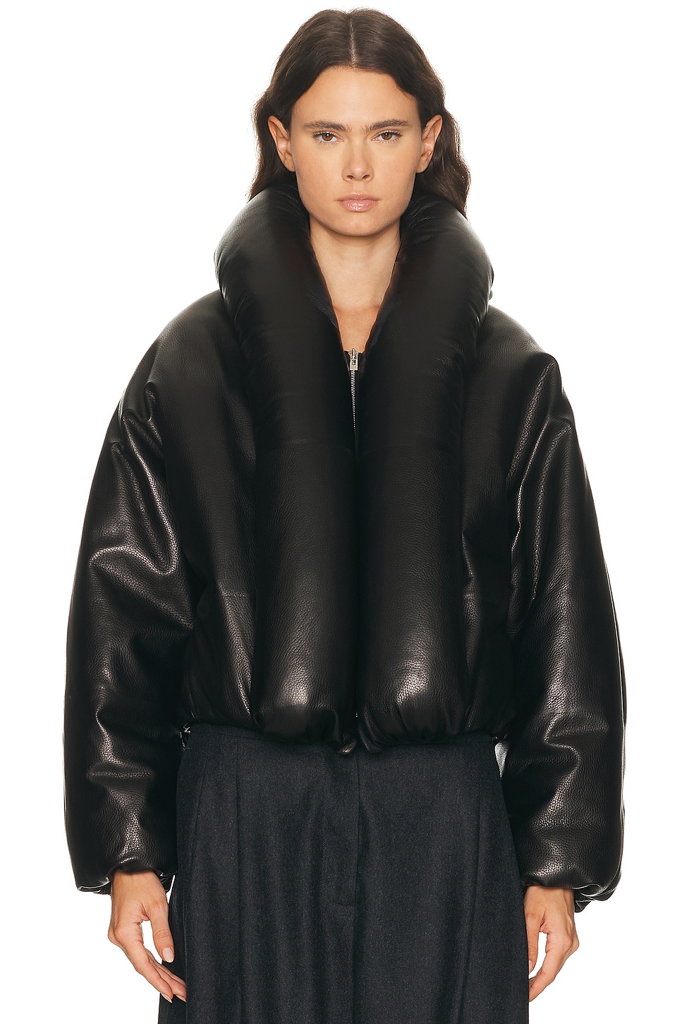 ALAÏA ALAΪA Padded Bomber Jacket in Noir Alaia - Black. 38 also in