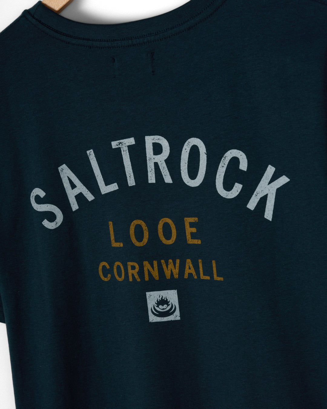 Saltrock Location Looe Mens T-Shirt in Blue