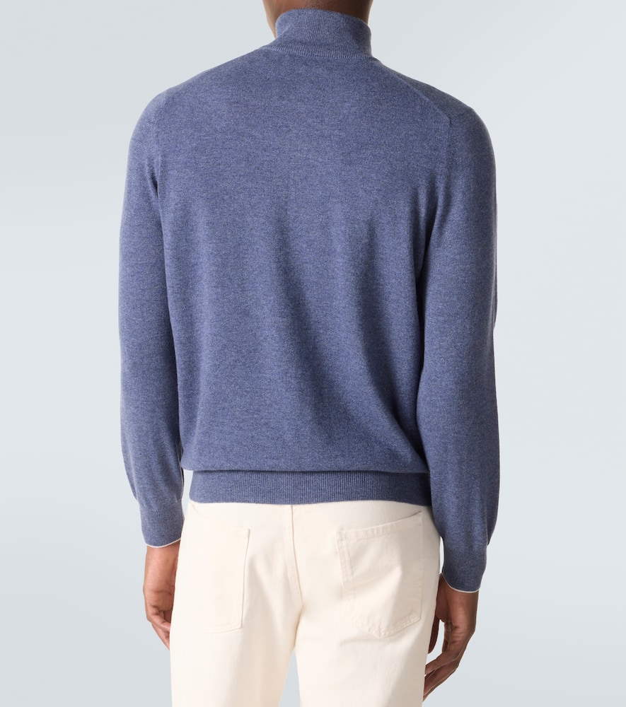Cashmere sweater