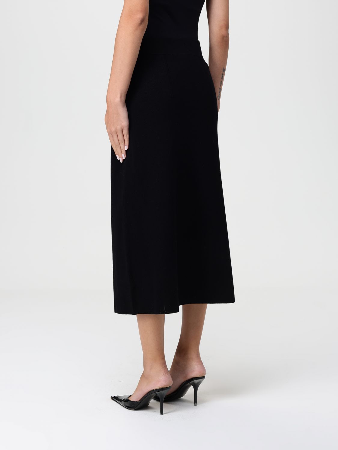 Skirt Woman color Black