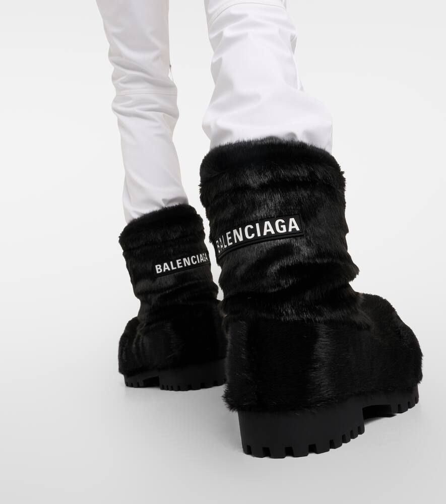 Balenciaga Alaska faux fur snow boots