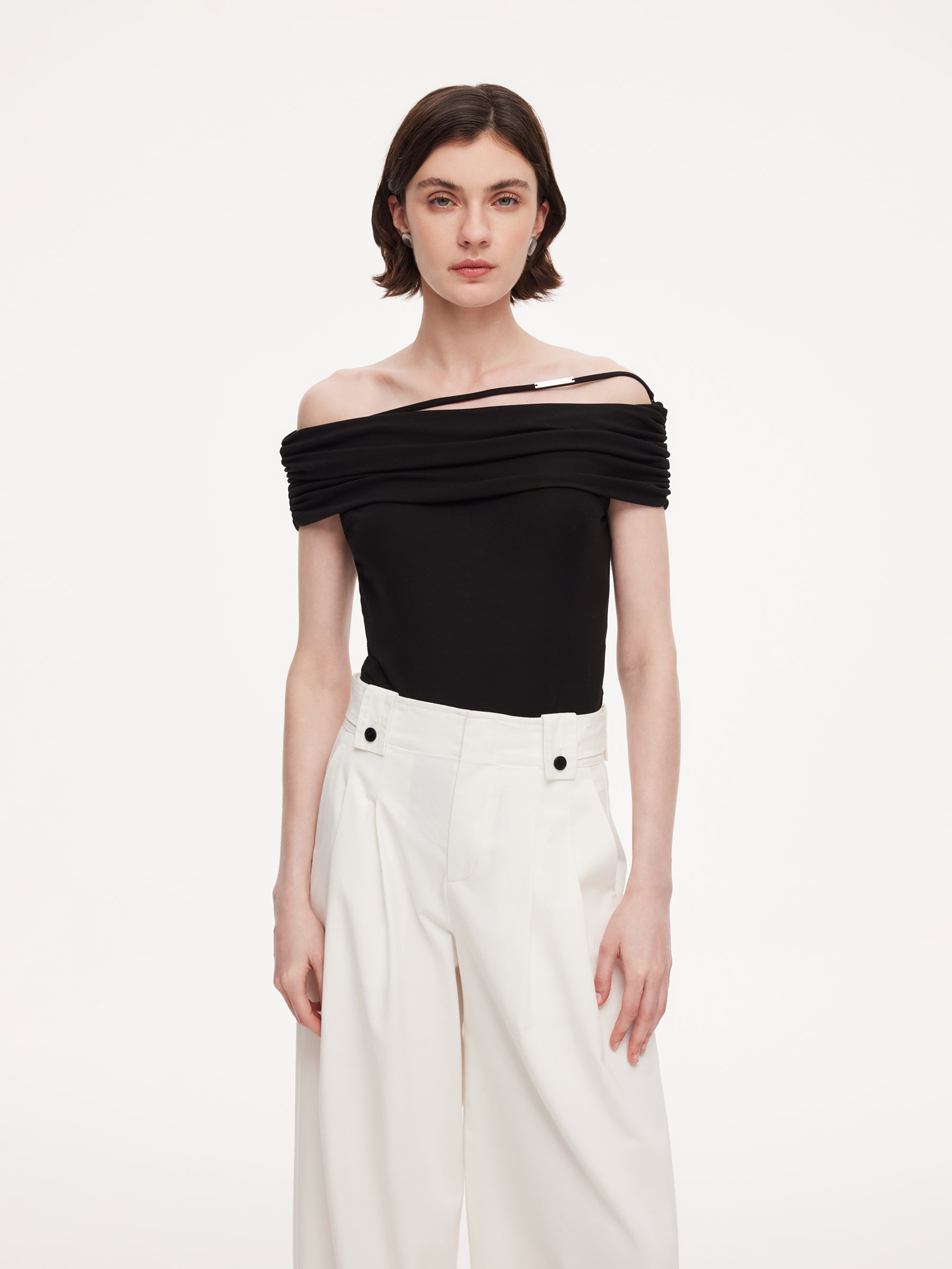 [Preview] Lyocell Blend Off Shoulder Women Knit Top