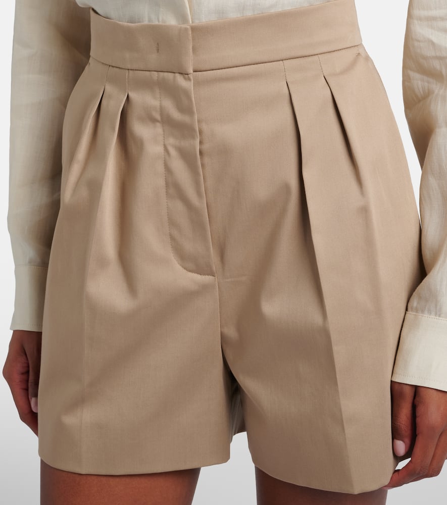 Tabacco pleated cotton-blend shorts