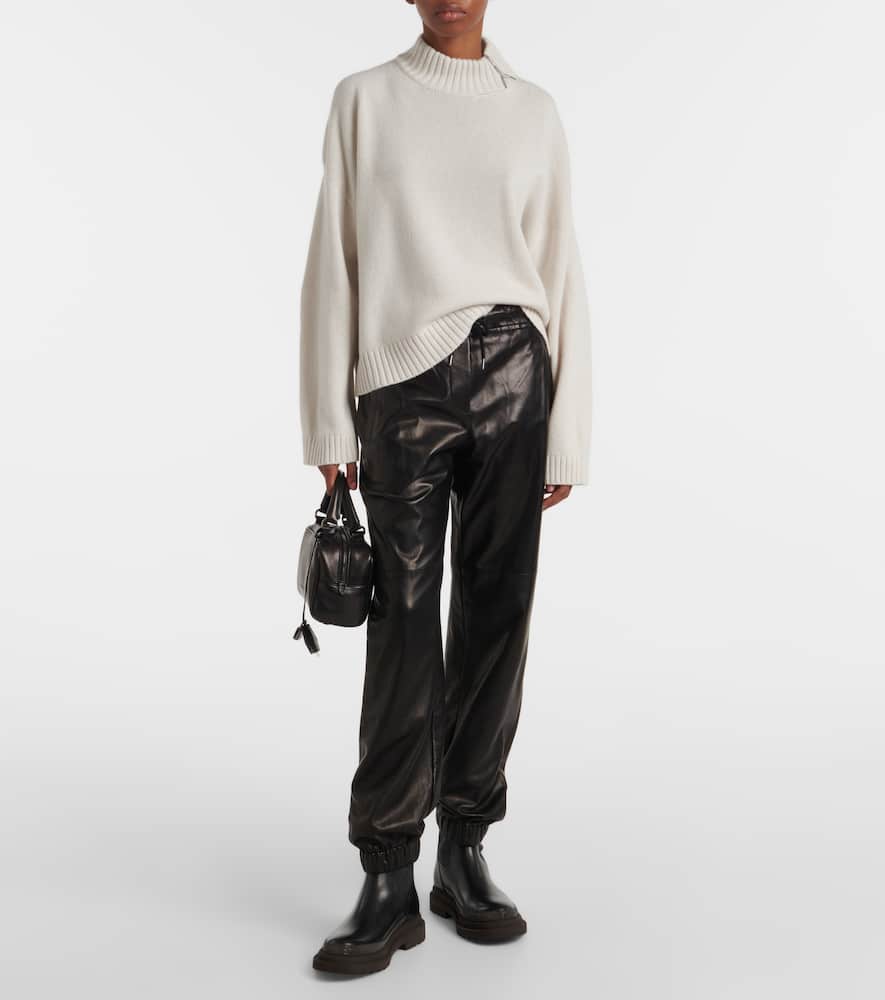 Cashmere sweater