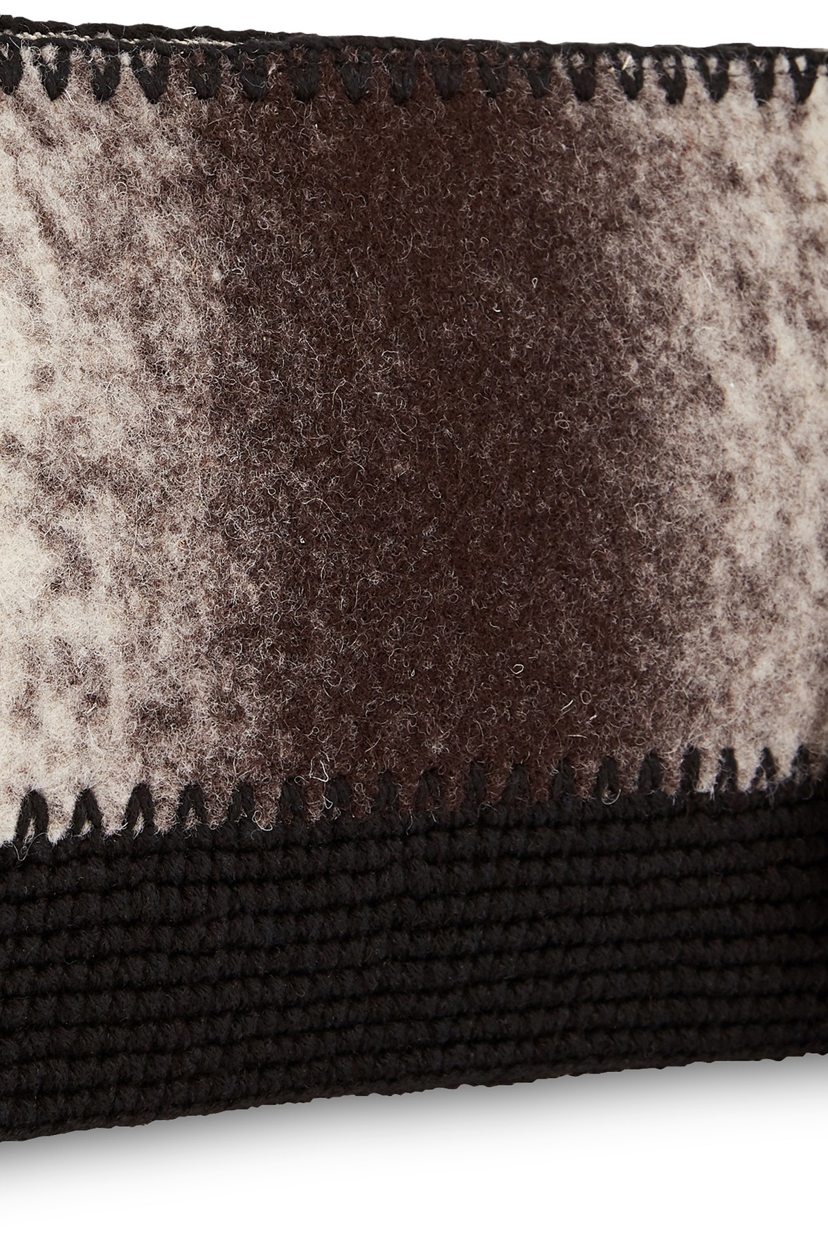 Felt zipped pouch