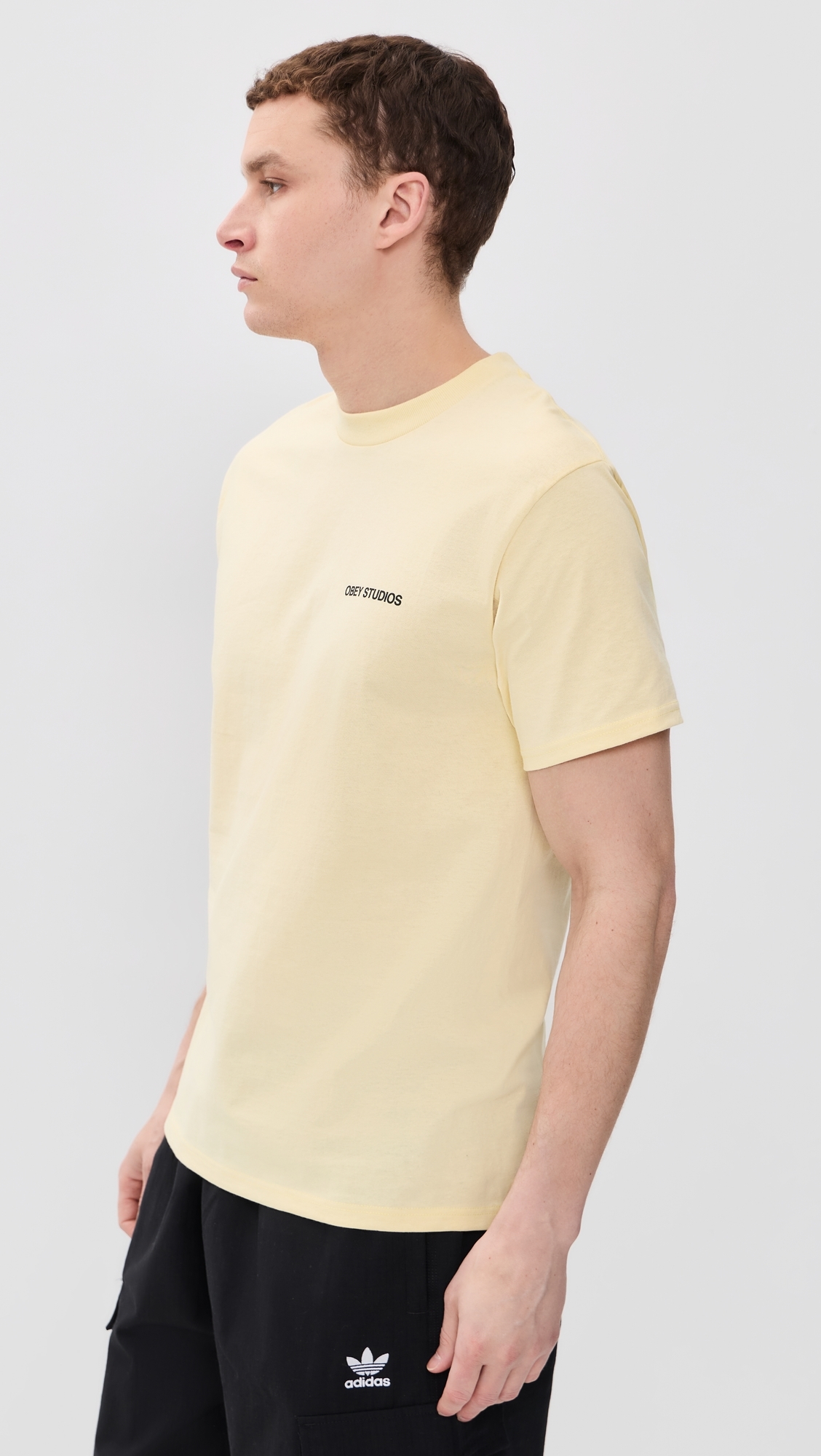 Moves Of Life Tee Pale Yellow