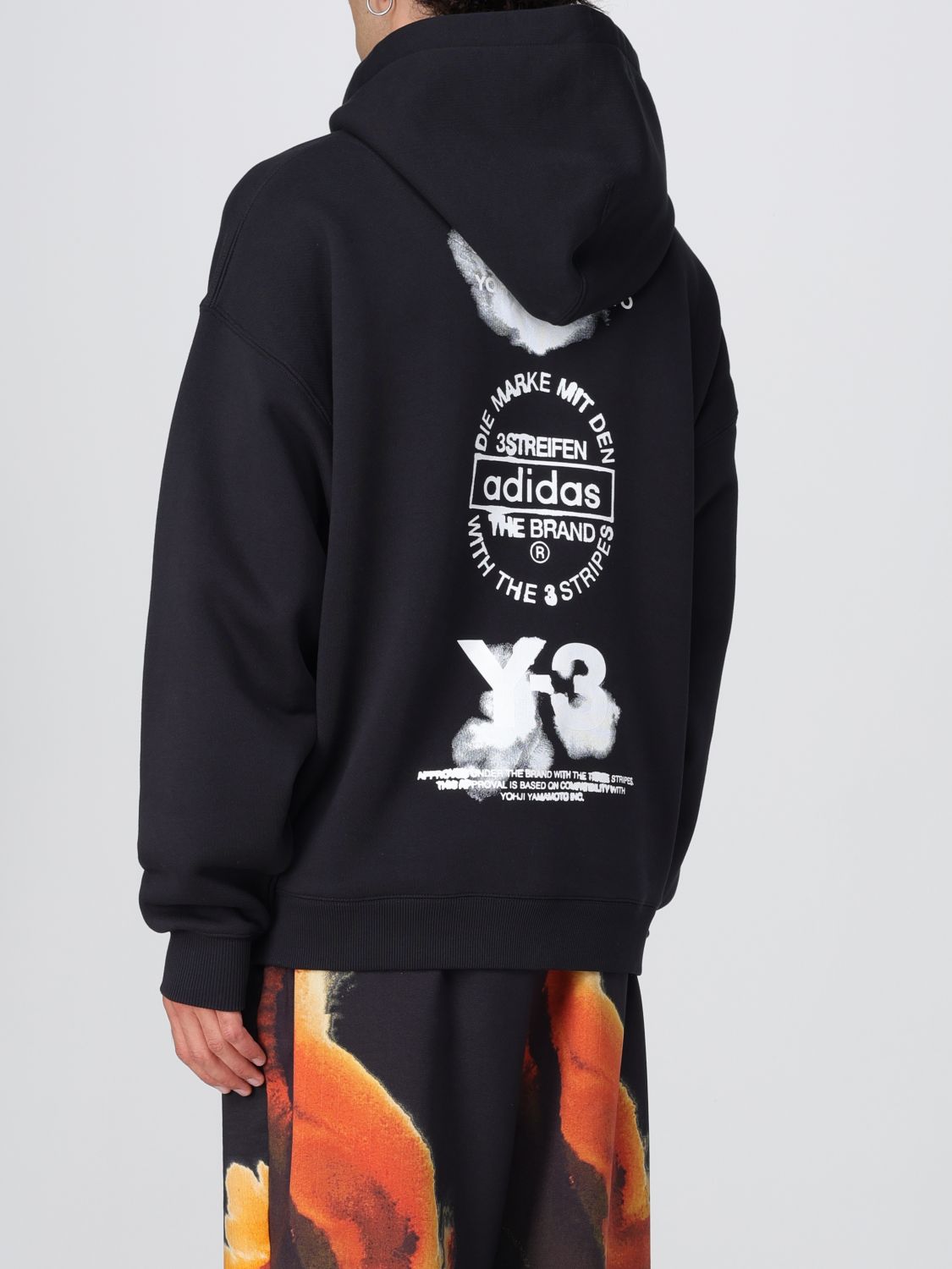 Sweatshirt Men color Black