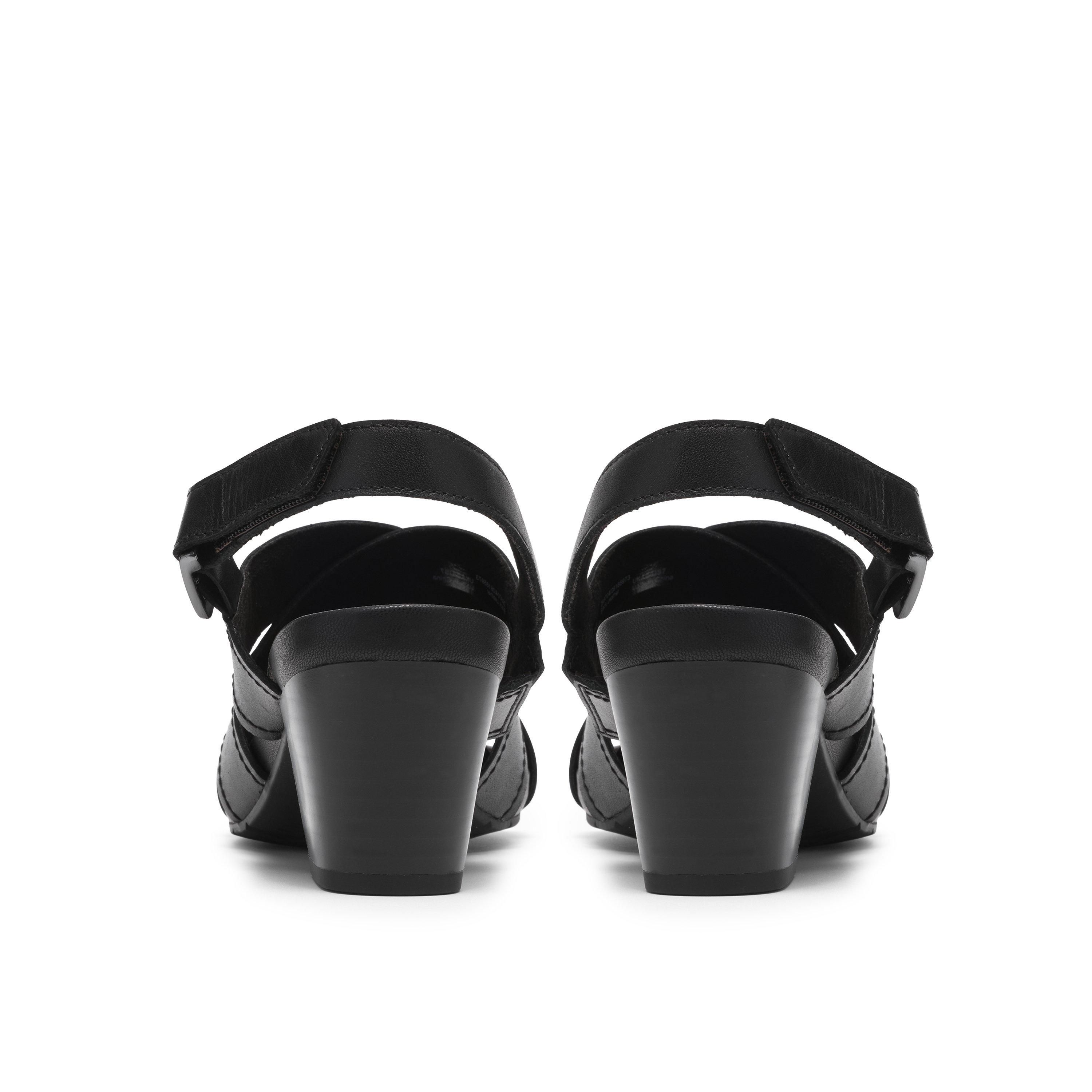 Clarks Women's Kymber Shine Black Leather Heeled Sandals | : 5/Standard Fit