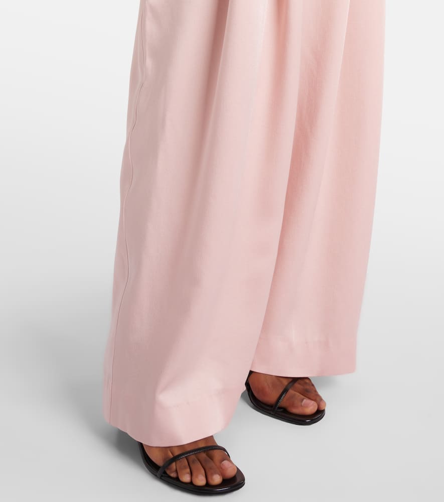 Wide-leg pants