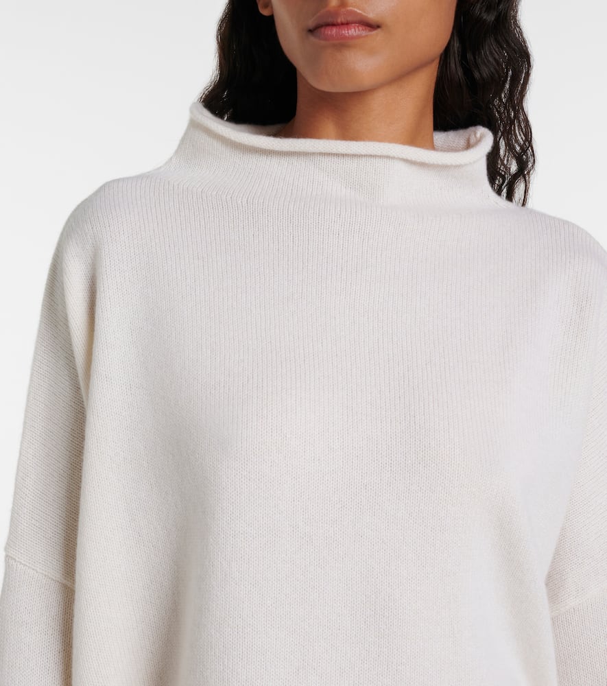 Sandy cashmere turtleneck sweater