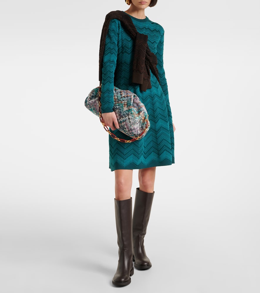 Zigzag knitted minidress
