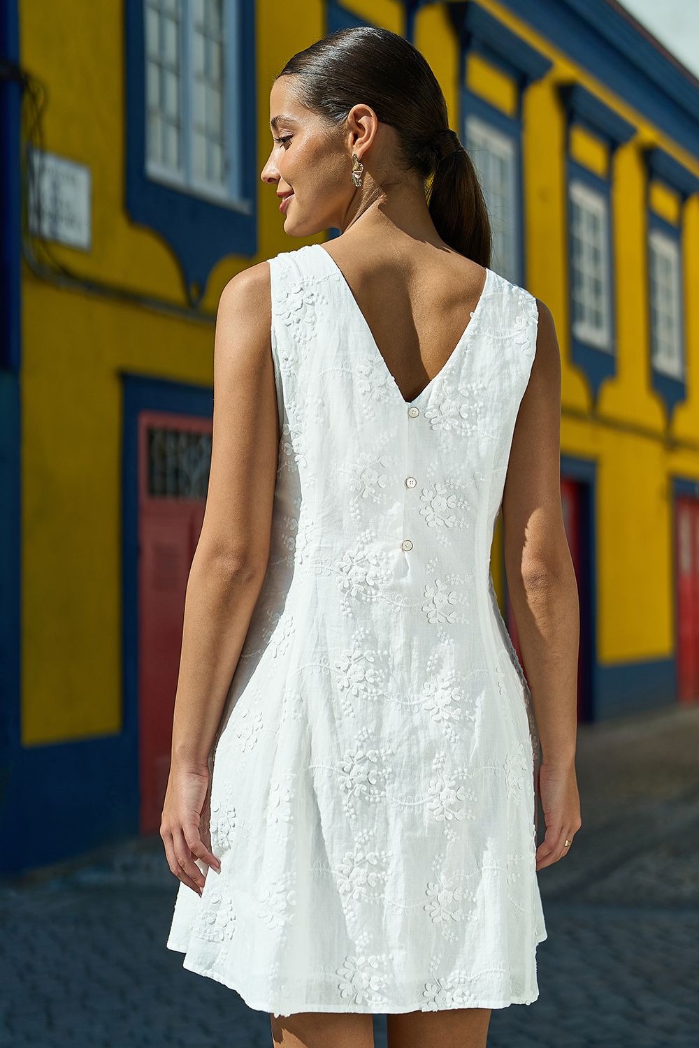 Yumi Women's White Cotton Applique Flower Swing Shift Dre