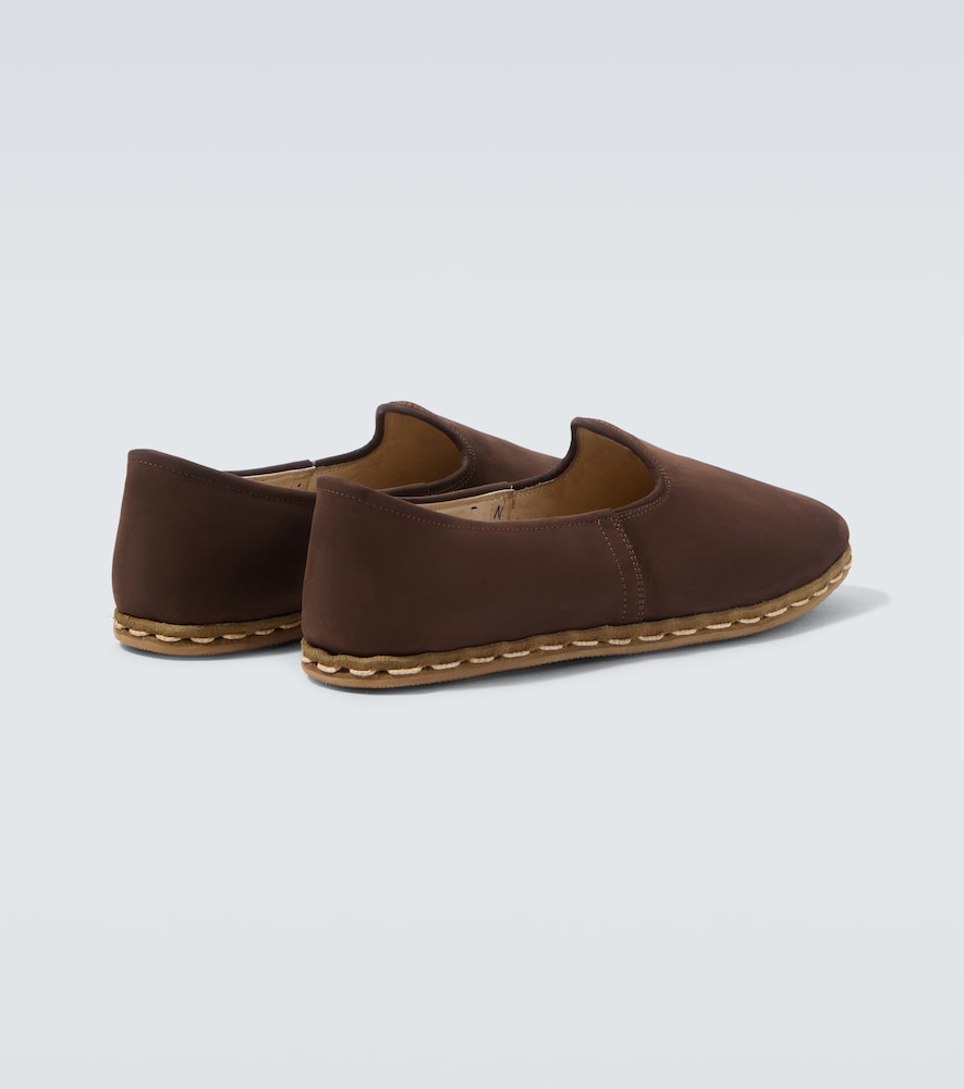 Leather slip-on shoes