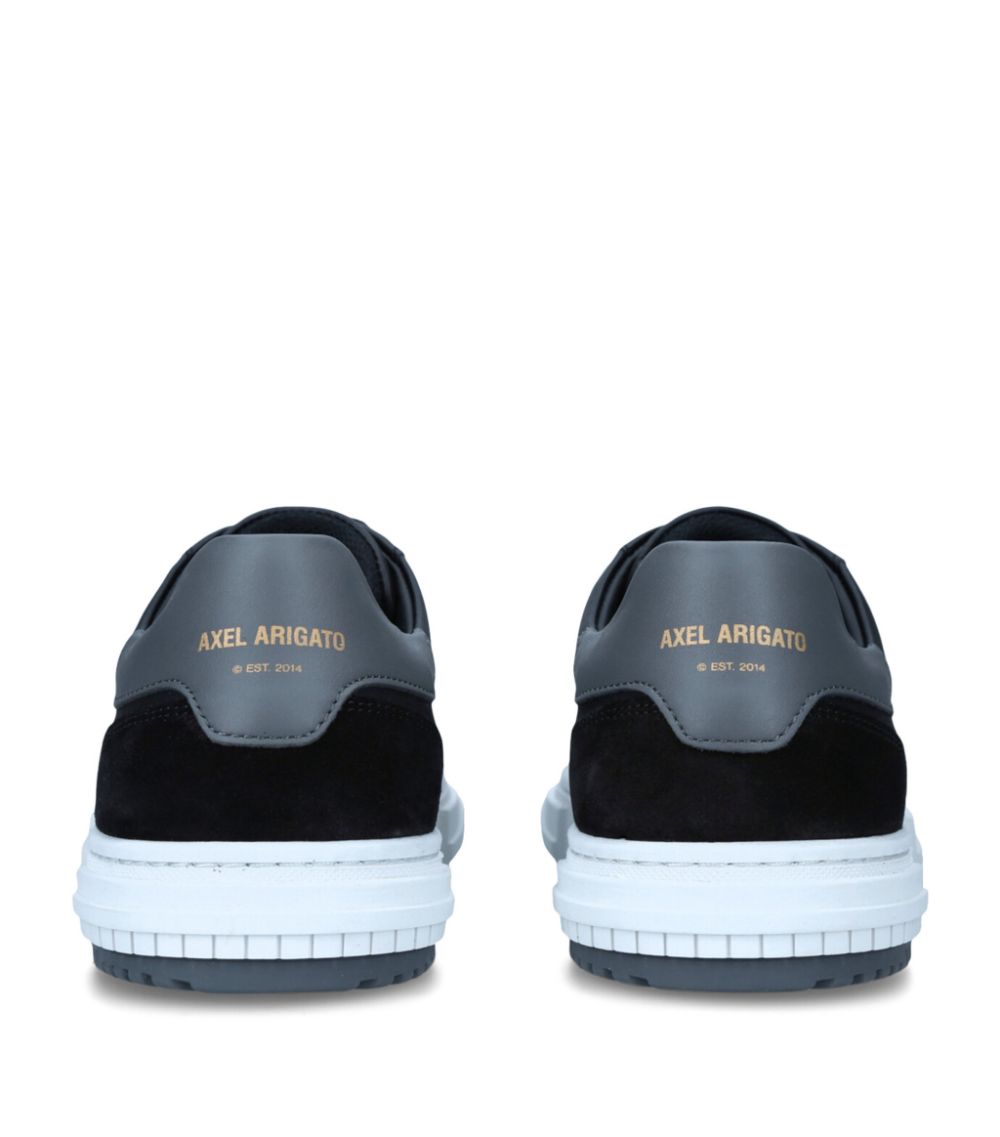 Atlas Sneakers