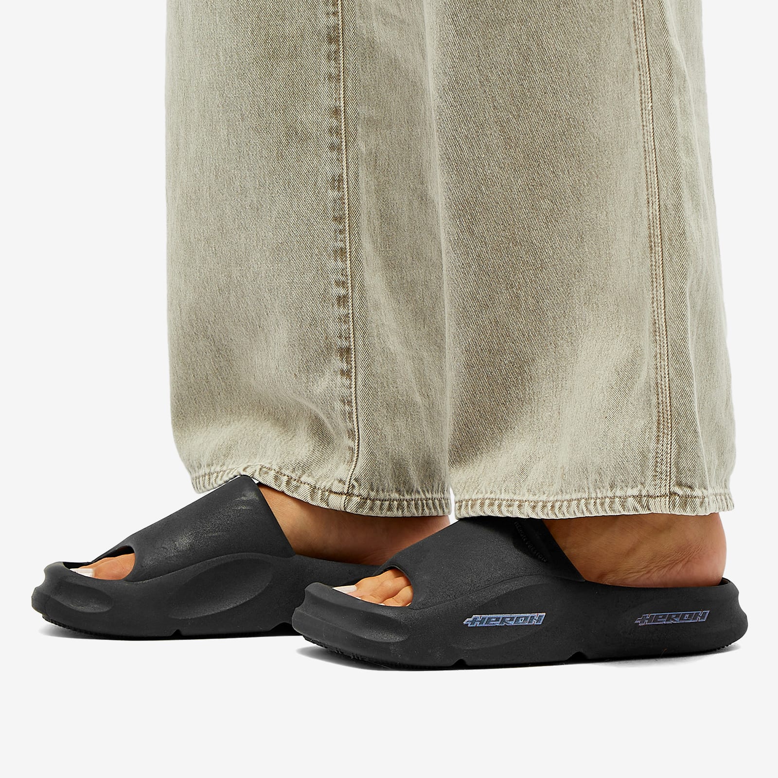 Women's Eco Moulded Slides in Black, Size UK 4 