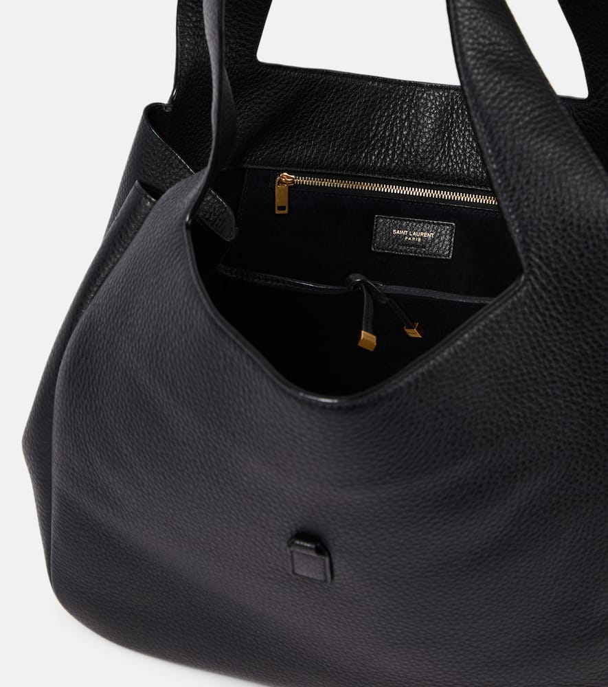 Saint Laurent Le 5 À 7 Bea leather tote bag