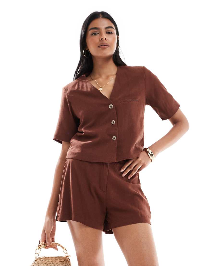 Linen touch tailored short co-ord in chocolate-Brown