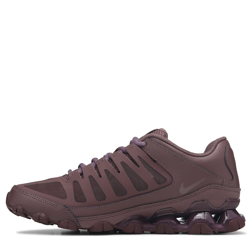 Women's Reax 8 Tr Sneakers (Red/Silver)