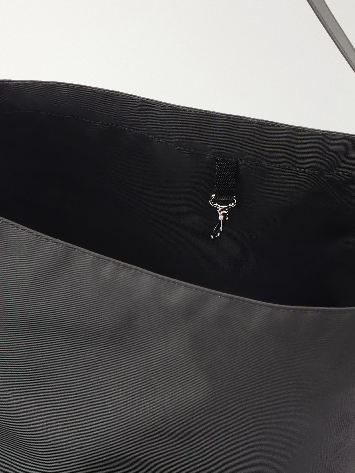 Bucket Leather-trimmed Shell Tote - Black