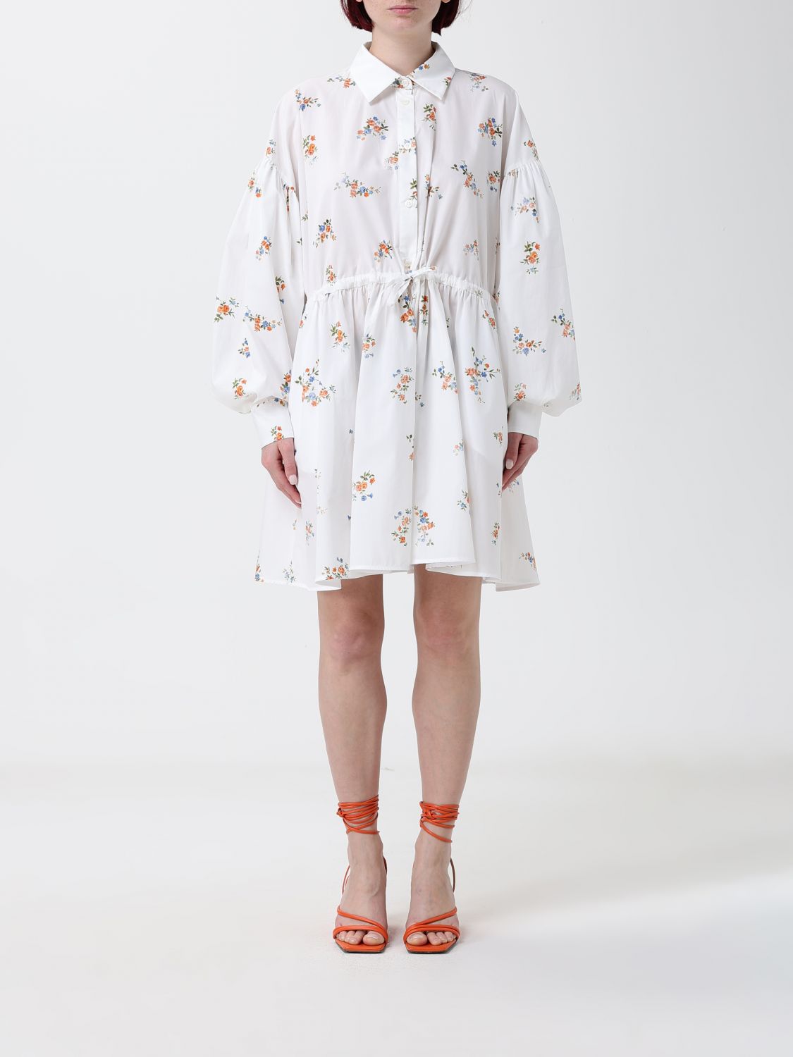 Dress Woman color White
