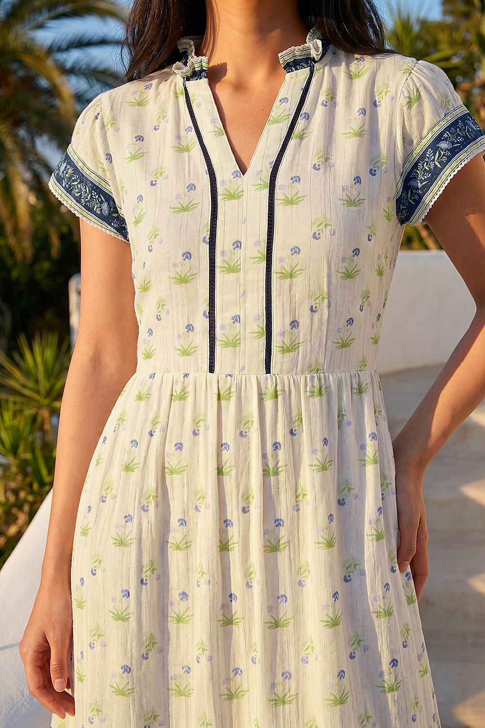Roman Women's Petite Floral Print Tiered Midi Dress in Ivory