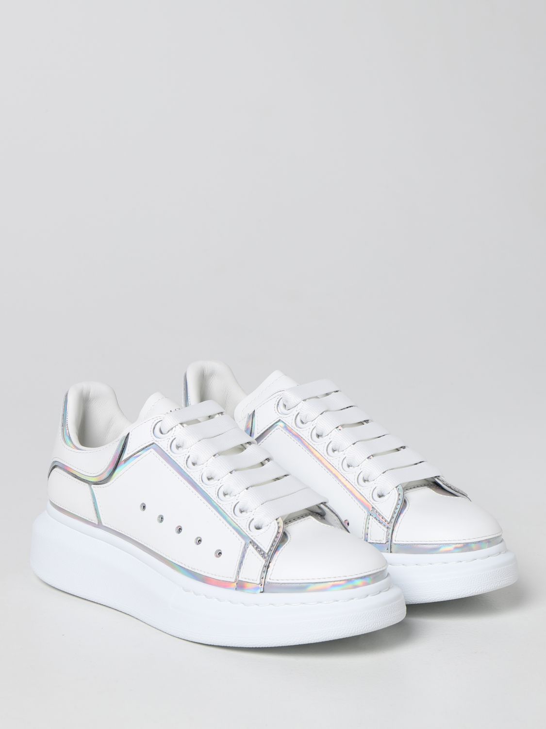 Women's Lace Up Low Top Sneakers