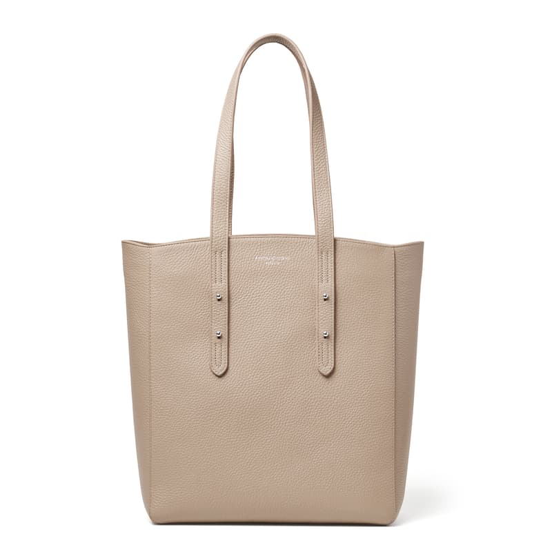 Essential Leather Tote Bag in Soft Taupe Pebble