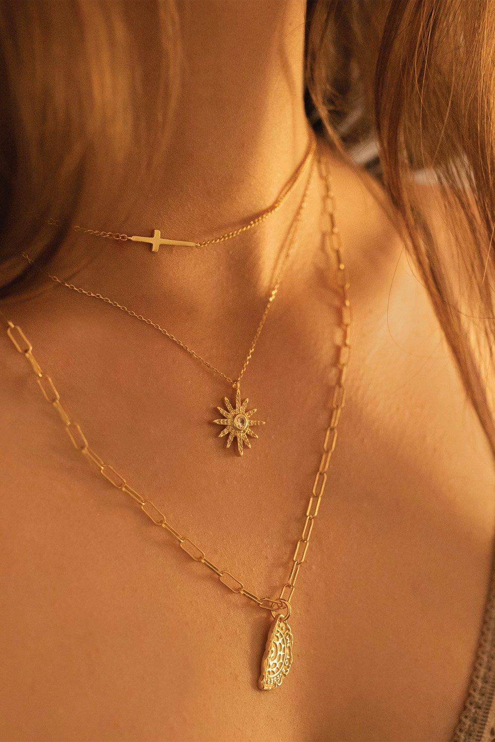 Elk & Bloom Women's Dainty 14K Gold Star Sun Necklace