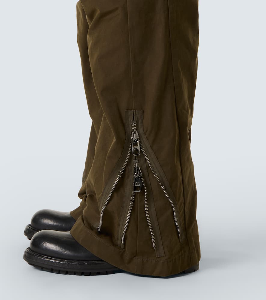 Zip-up cargo pants
