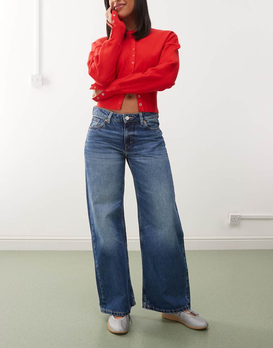 Imoo low waist wide leg jeans in mid blue wash