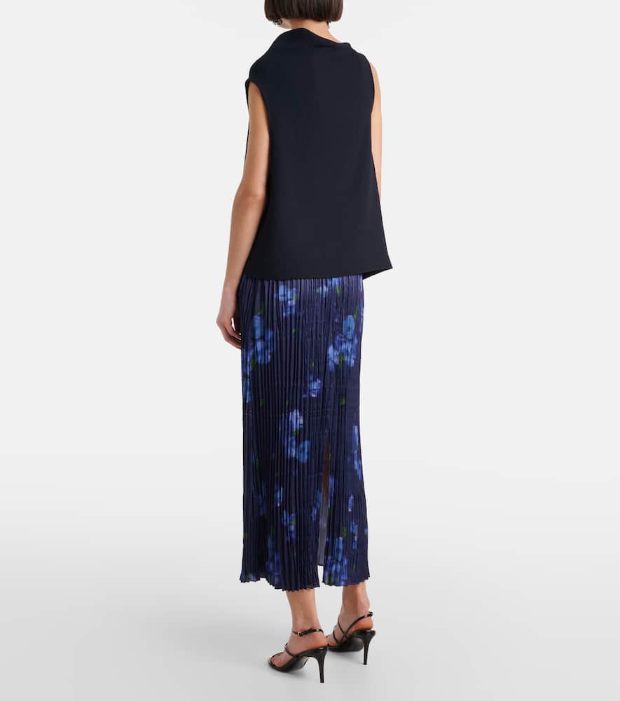 Asymmetric draped top