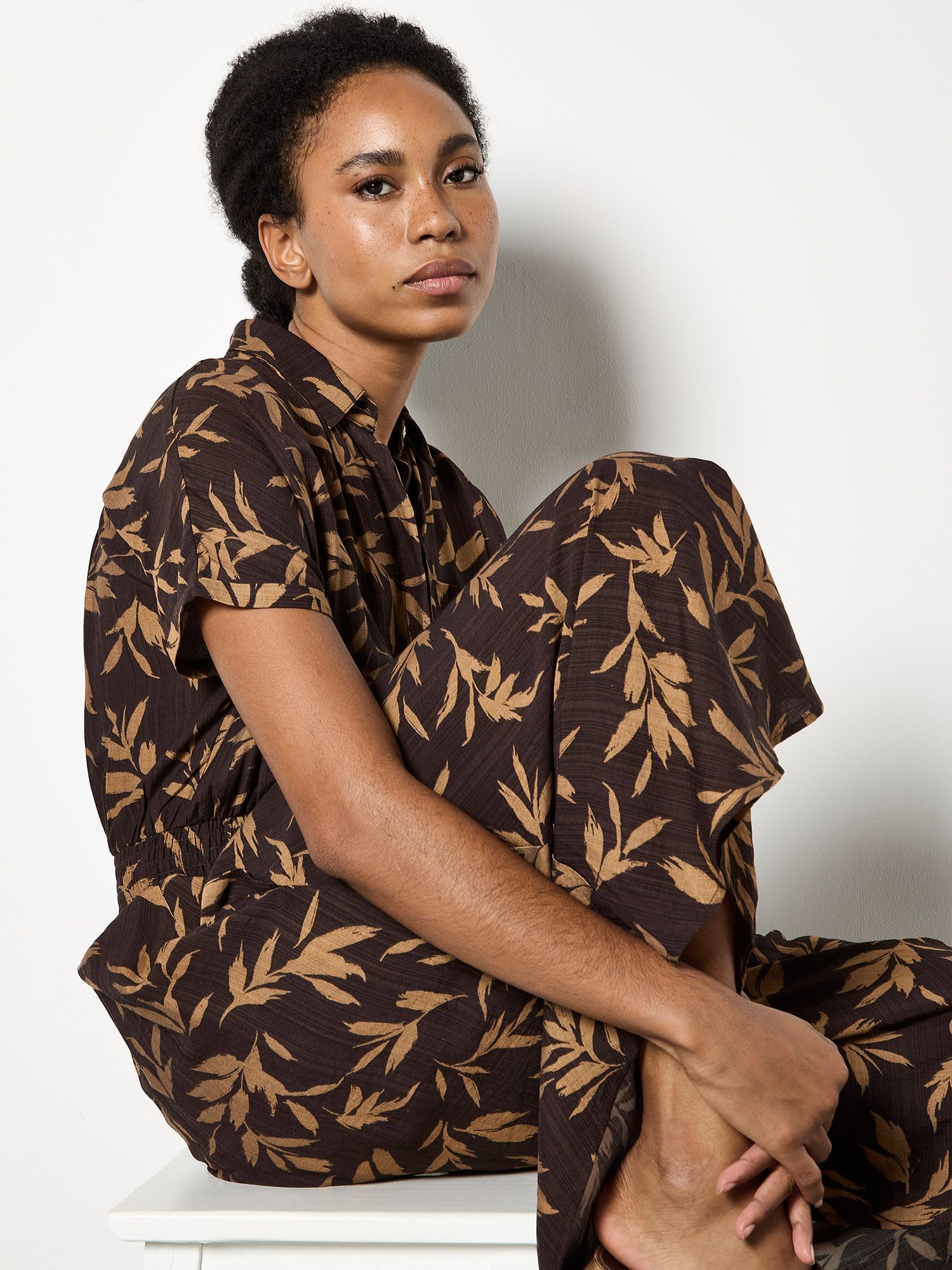 Apricot Women's Textured Leaf Shirt Midi Dress in Brown