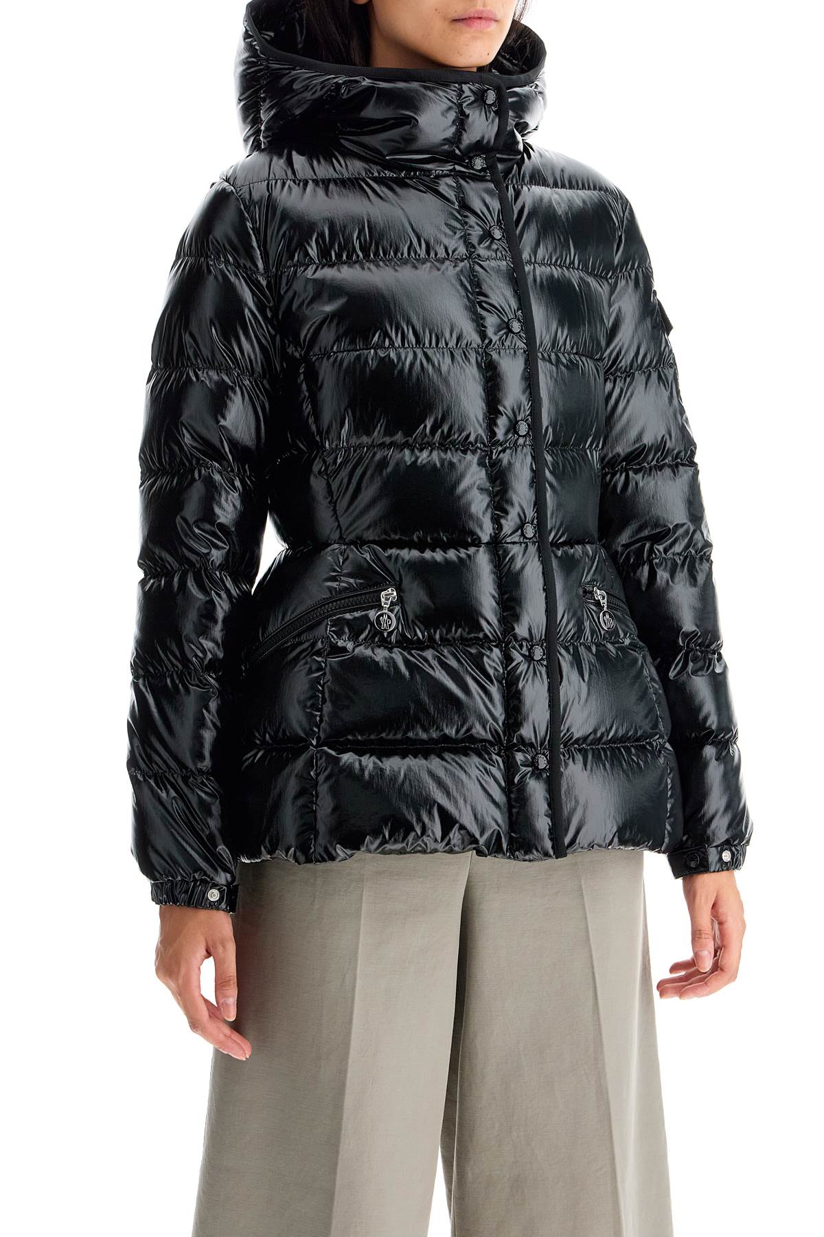 Short barante down jacket